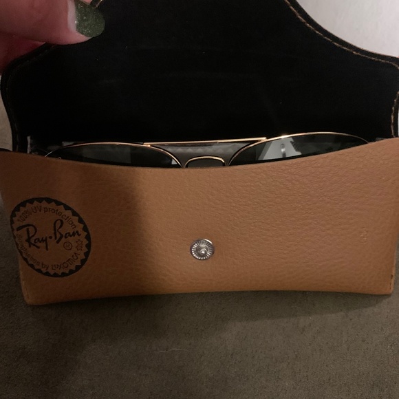 Rayban Classic Aviators - Picture 4 of 4